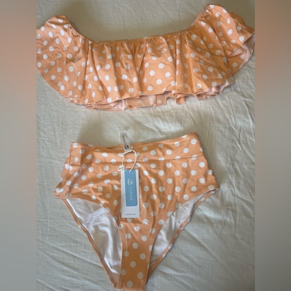 New Peach Polka Dot Ruffled Bikini - Picture 3 of 3